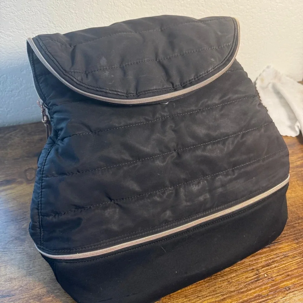 Stella & Dot Crush It Backpack Womens Large Black Quilted Nylon Gym Travel Bag